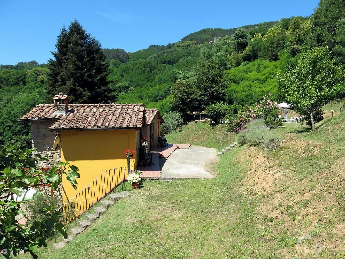Locazione Turistica Le Capanne Villa Bagni di Lucca
